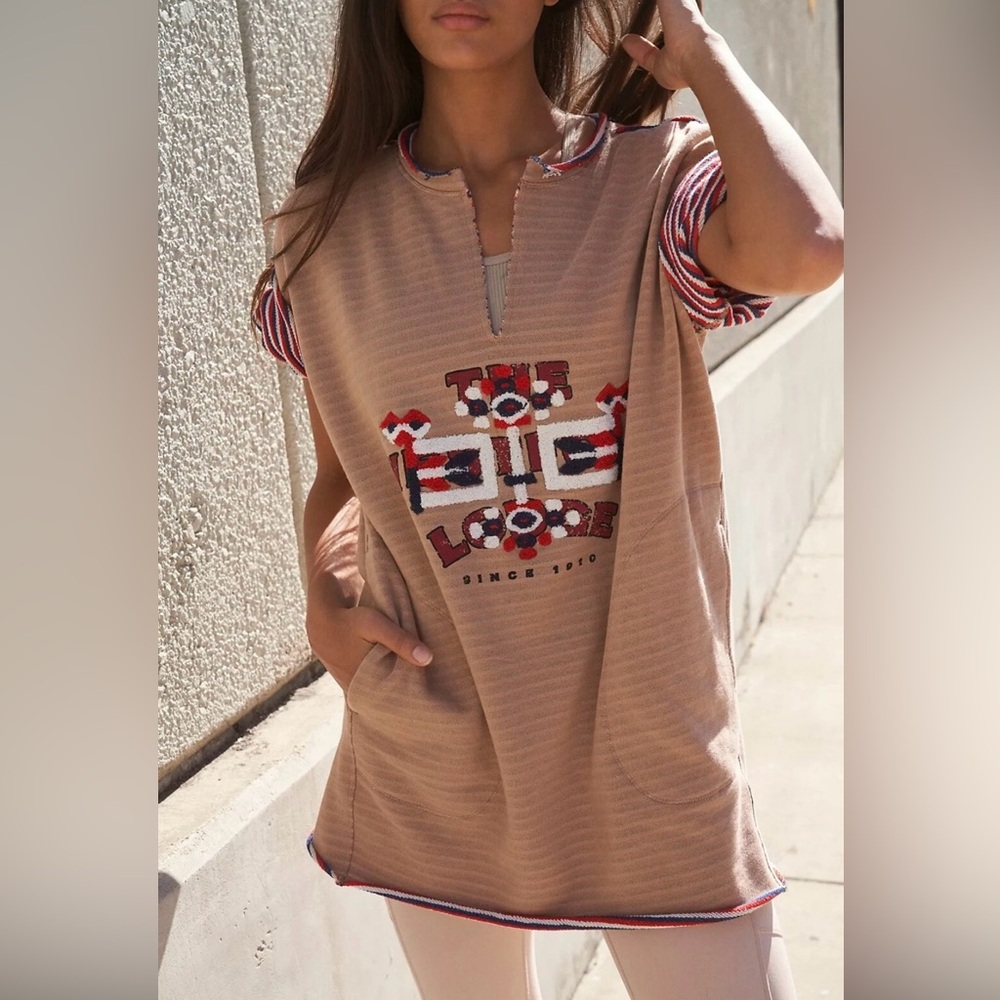 FREE PEOPLE MOVEMENT- Summit Graphic Tee Oversized Longline
